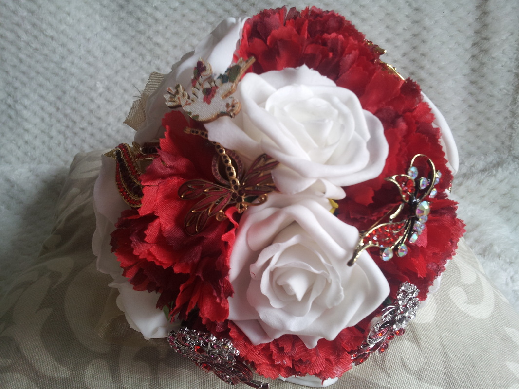 Beautiful bespoke bridal modern and vintage brooch bouquets - Bespoke ...